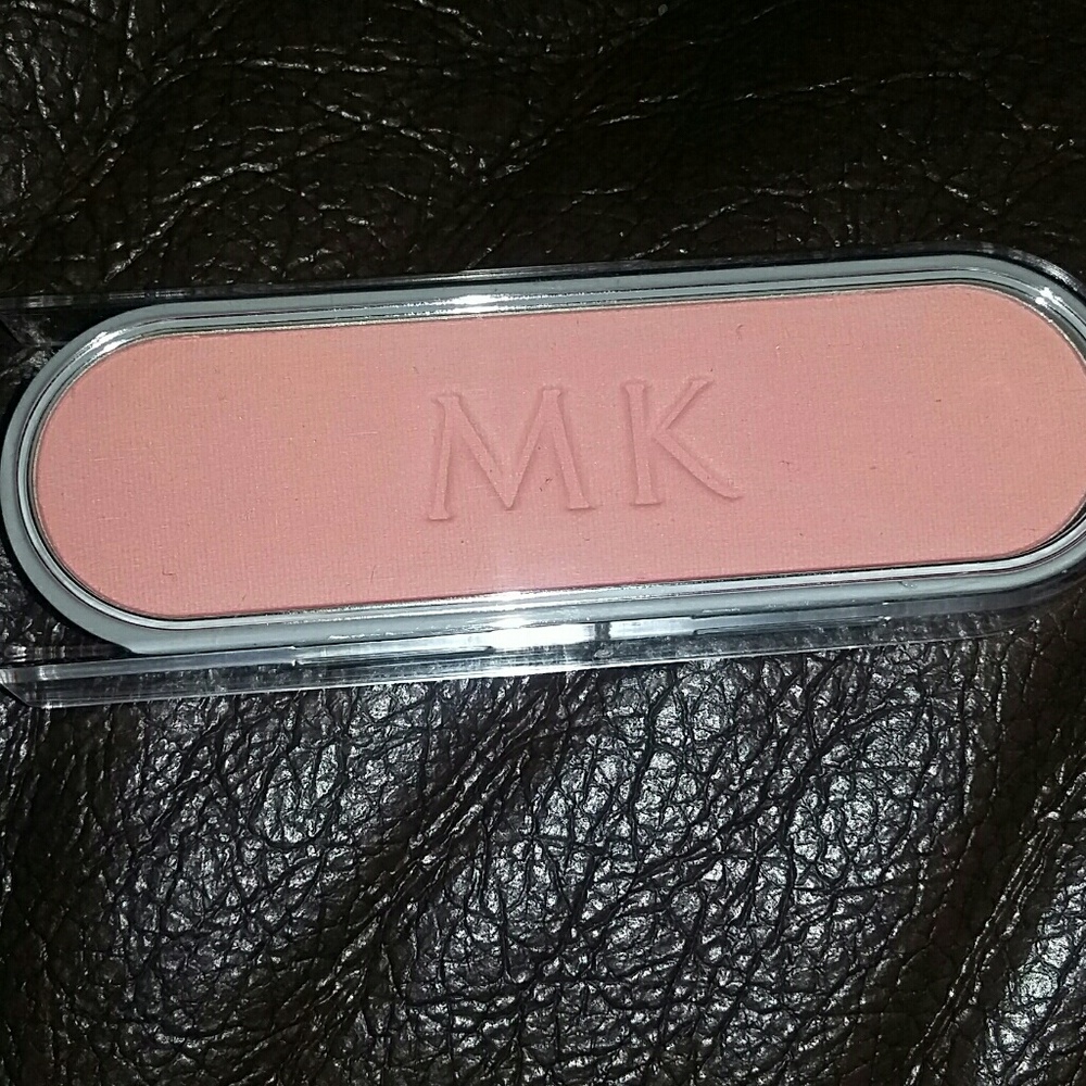 Mary Kay Apricot Breeze Blush